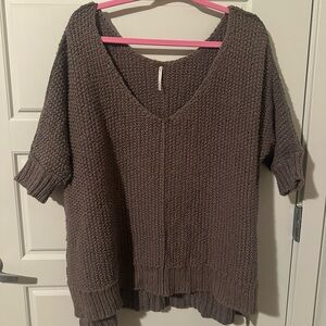 Free People Chunky Knit Slouchy High-Low Sweater Size Small (Fits Oversized)